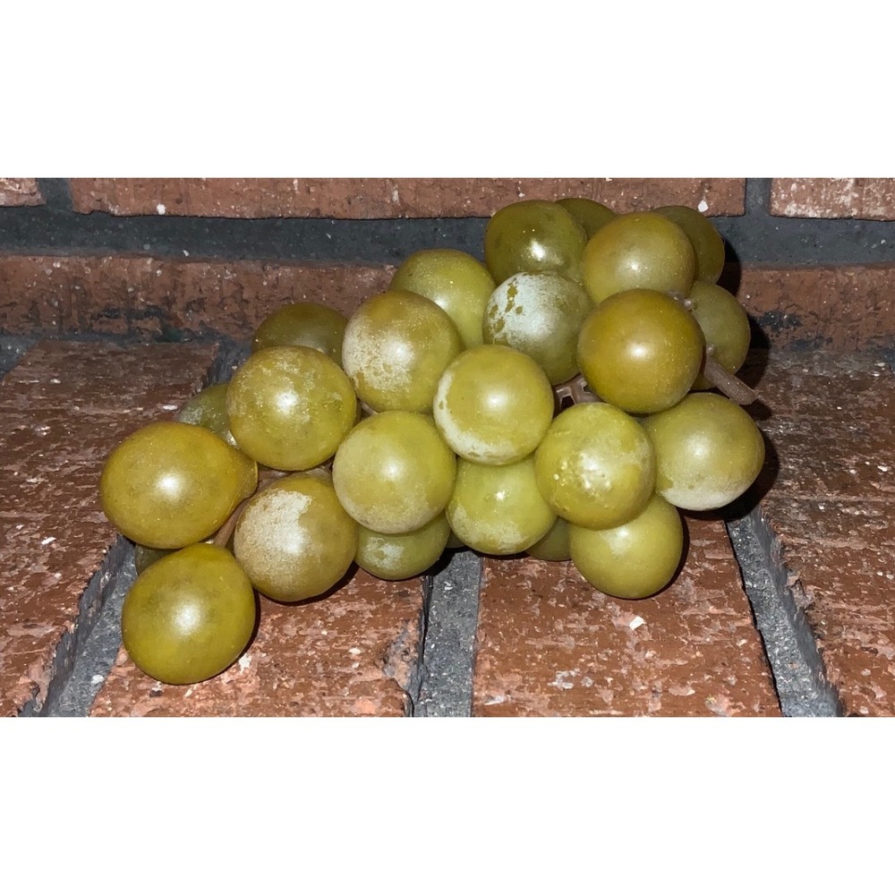 Vintage Green Plastic Rubber‎ Grape Cluster Decorative Fruit Mediterranean Decor